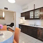 In With Sea View, Terrace, Air Conditioning, Wifi 3617-1 Apartmán