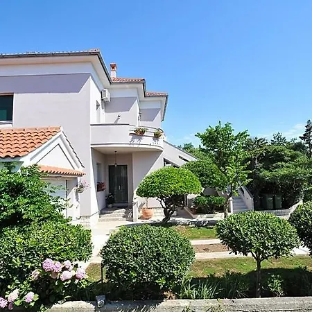 דירה In With Sea View, Terrace, Air Conditioning, Wifi 3617-1 *