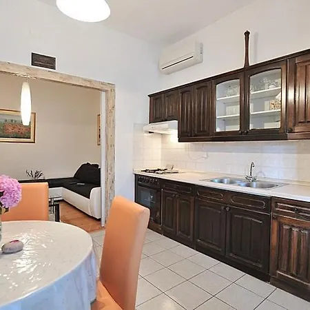 In With Sea View, Terrace, Air Conditioning, Wifi 3617-1 شقة