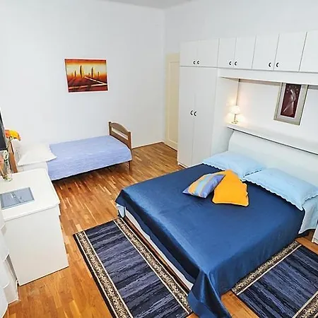 In With Sea View, Terrace, Air Conditioning, Wifi 3617-1 شقة