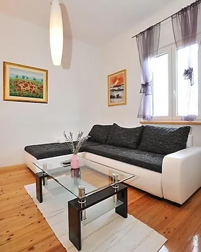 In With Sea View, Terrace, Air Conditioning, Wifi 3617-1 * Poljana (Ugljan)
