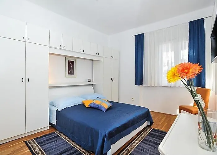 דירה In With Sea View, Terrace, Air Conditioning, Wifi 3617-1