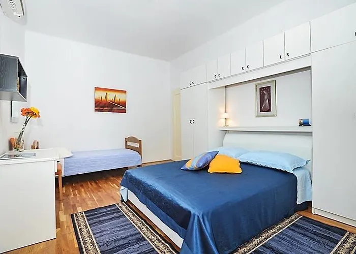 דירה In With Sea View, Terrace, Air Conditioning, Wifi 3617-1 *