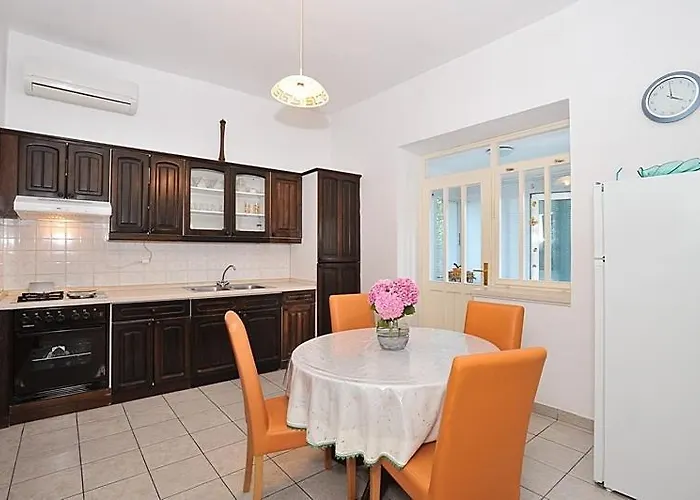 In With Sea View, Terrace, Air Conditioning, Wifi 3617-1 Poljana (Ugljan)
